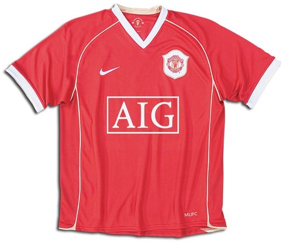 Manchester United 2006-2007 home red and white jersey