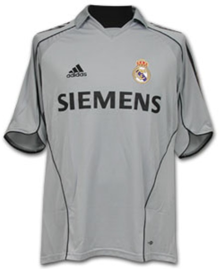 Real Madrid CF 2005-2006 third grey and black jersey