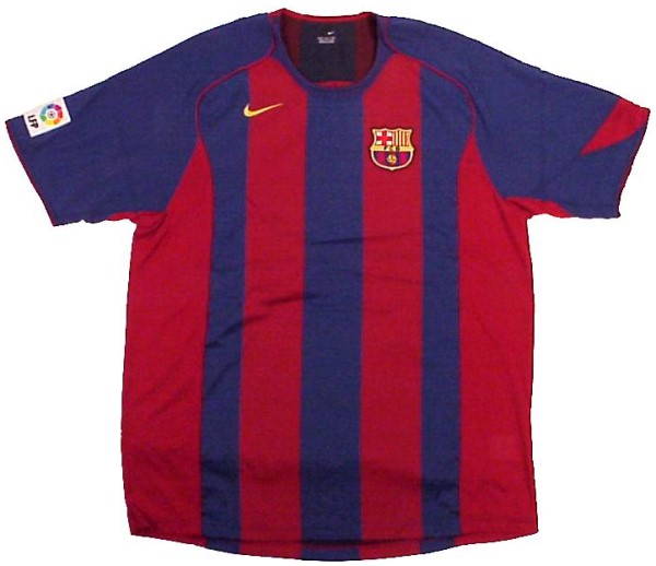 FC Barcelona 2004-2005 home blue and red jersey