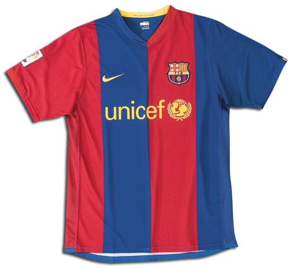 FC Barcelona 2006-2007 home blue and red jersey